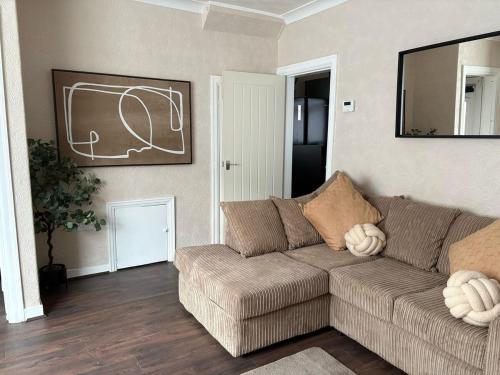 Anfield Home - Sleeps 7 - 1 min walk to Stadium! photo 11