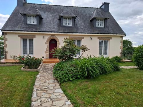 Photo de la galerie de l'établissement La Roseraie, à Séglien