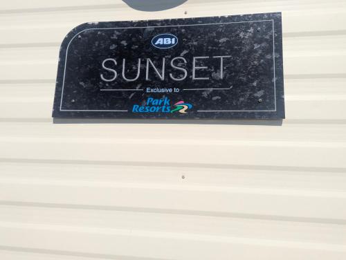 Certificado, premio, señal o documento que está expuesto en Abi Sunset - Camber Sands