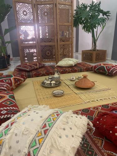 Posezení v ubytování Al Mohit Hôtel Dakhla