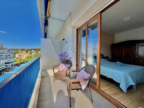 Кровать или кровати в номере Le Sulky, proche de la mer, balcon, parking