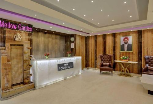 Vstupní hala nebo recepce v ubytování Townhouse Jp Grand Near Mayapuri Chowk