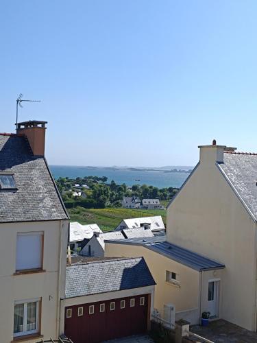 Maison plages & centre à pieds - proche GR34