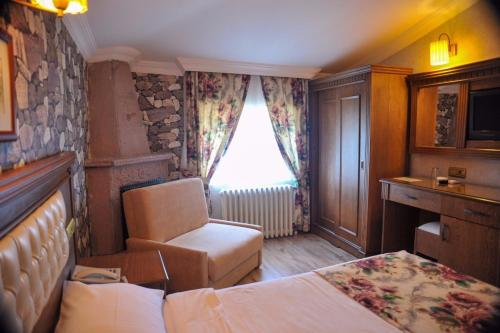 Gallery image of Assos Kervansaray Hotel - Special Category in Behramkale
