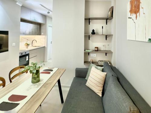 Larisis Cozy Corner