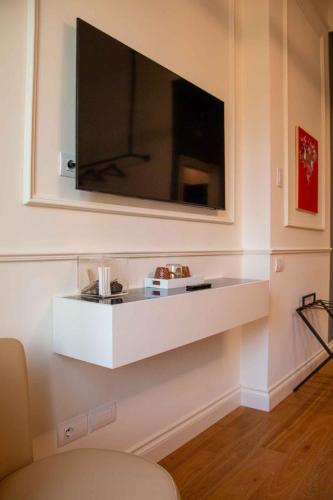 MARI Luxury Rooms and Suites photo 83