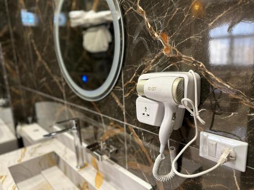 Ένα μπάνιο στο New Cairo Chic Studio 3