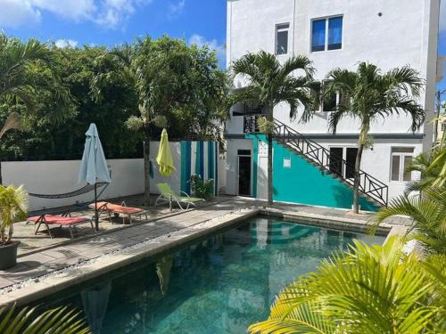 Coco Apartment - 3 Bedroom Ground floor - Namaste lounge