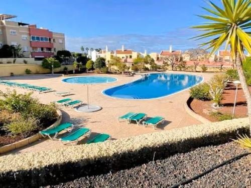 Residencial La Pineda & Anet