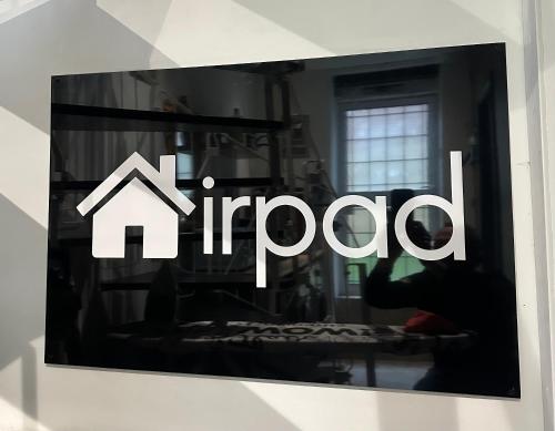 Certifikát, hodnocení, plakát nebo jiný dokument vystavený v ubytování The Airpad