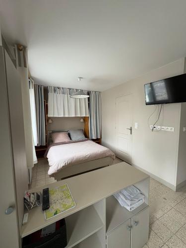 Gallery image of PoppySpot Studio by NomadK Ex Chez José in Albert