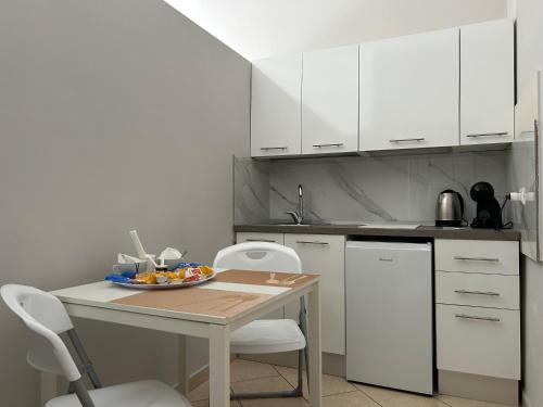 Home Elisabet