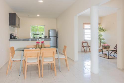 Dapur atau dapur kecil di Cómoda casa con 2 habitaciones en Chetumal