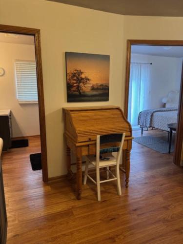 Gallery image of Cozy Apt- Centrally located in Alma