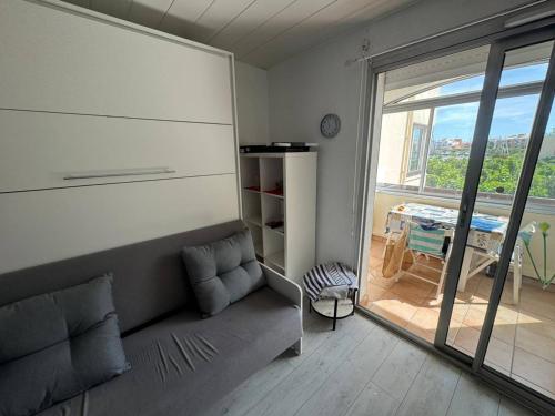 Photo de la galerie de l'établissement Studio cosy au Cap d'Agde pour 2 personnes avec vue sur les bateaux - FR-1-749-102, au Cap d'Agde
