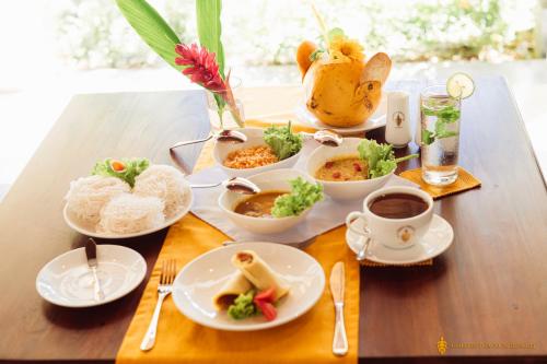 Comida en el resort o alrededores