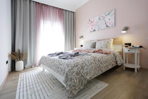 Elegant Urban Home in Center