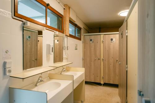 Koupelna v ubytování Camping Sérendipité