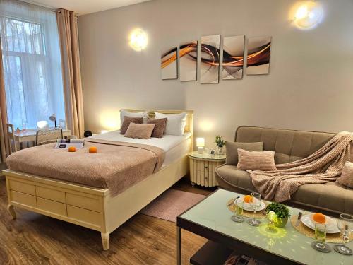 Romantic Studio-Great Location- City center-FREE Parking-Self Check-in- till Old town 20 min
