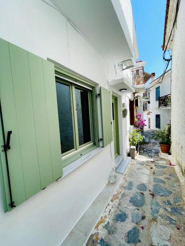 Double Terrace Seaview House