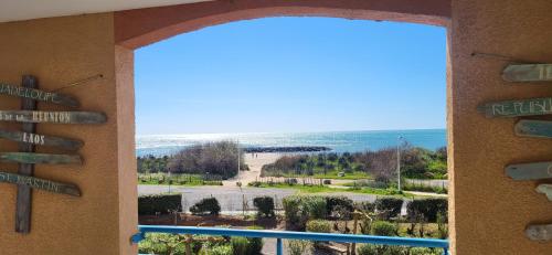 Appartement front de mer et terrasse