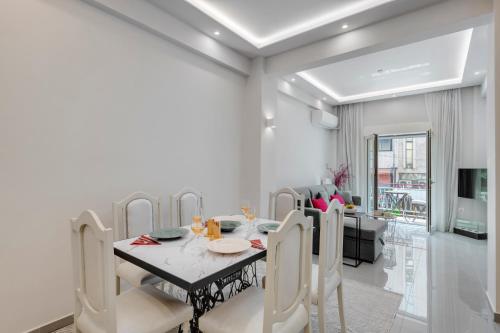 Rafael Apartment Ampelokipoi
