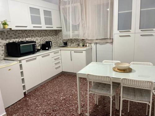 Kuchyň nebo kuchyňský kout v ubytování Mabys home
