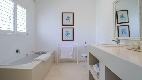 Ένα μπάνιο στο Beach Villa