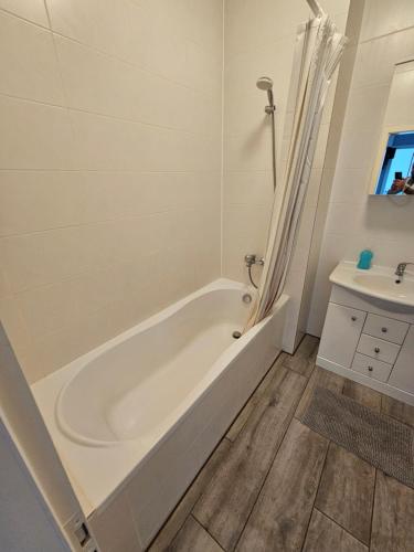 Ένα μπάνιο στο Modern Stay Neu-Ulm