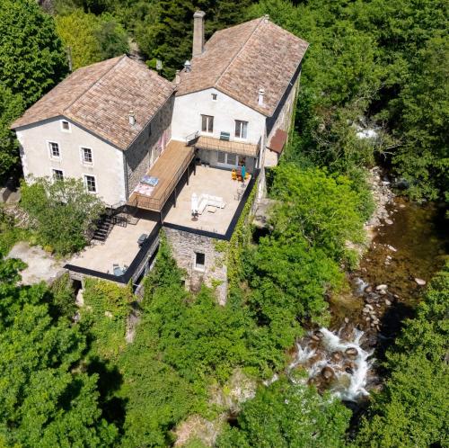 Maison Hélice - gîte en bord de rivière - Ardèche