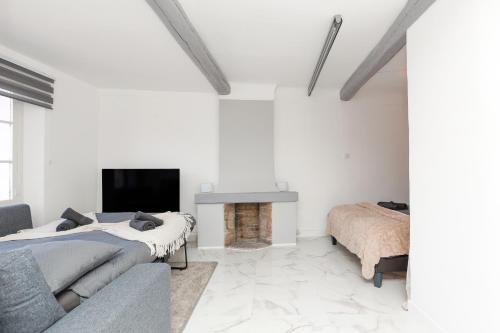 Renoveted studio - Central - AC
