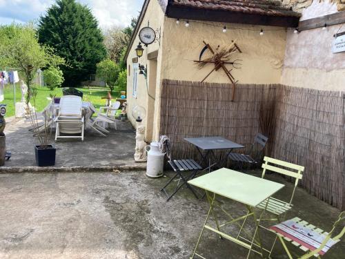 Photo de la galerie de l'établissement Chambre, à La Celle-sous-Gouzon