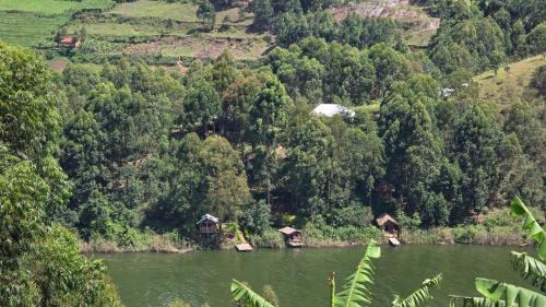 Galería fotográfica de OM Hostel Bunyonyi en Kabale