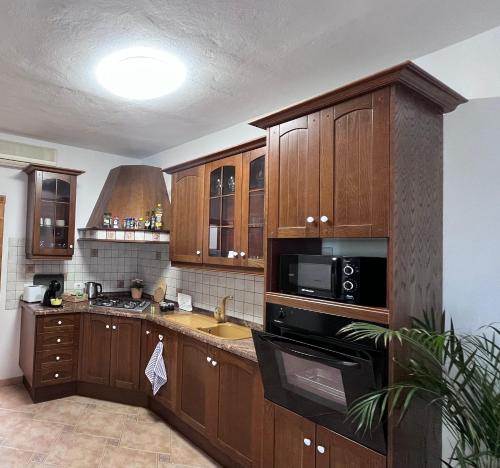 Kuchyň nebo kuchyňský kout v ubytování La Casita de Vale y Jeni