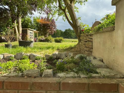 Сад в Smarte Wohnung am Bahnhof