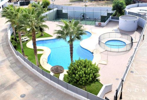 Swimmingpoolen hos eller tæt på Apartamento Brisas Luminosas