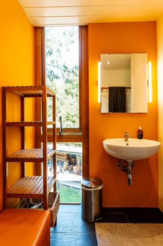 Gallery image of Heidi's Guesthouse in Frenières