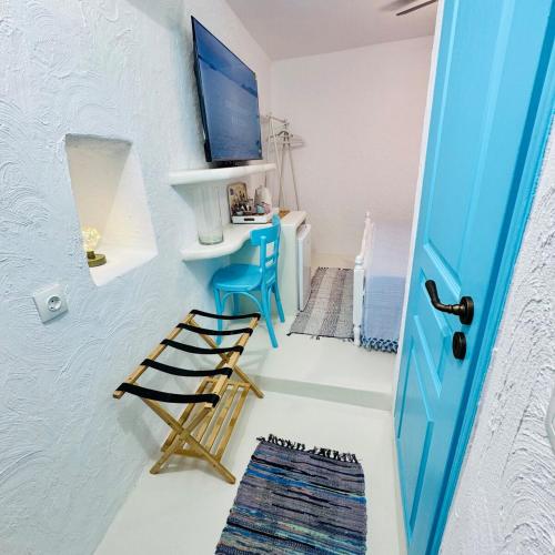 Summer Breeze Petite in Ioulis!