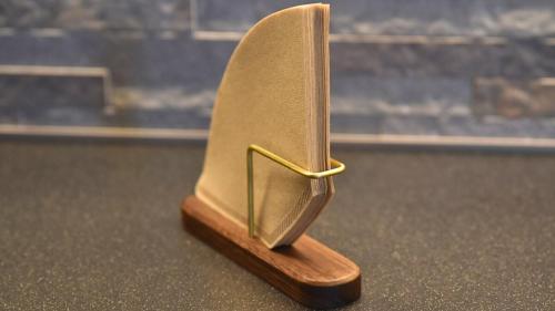 a small wallet sitting on top of a table at Private Villa AZUL 南房総 千倉 海徒歩4分 ペット可 サイクリスト対応 in Minamiboso