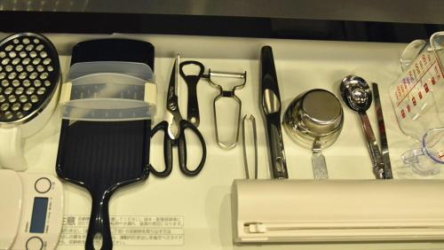 a group of kitchen utensils sitting on a table at Private Villa AZUL 南房総 千倉 海徒歩4分 ペット可 サイクリスト対応 in Minamiboso