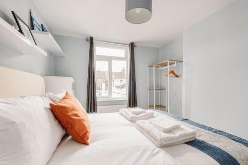 Modern Hove Home close to Brighton Beach with FREE PARKING photo 19