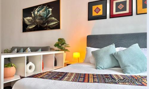 Ένα ή περισσότερα κρεβάτια σε δωμάτιο στο ALINEA SUITES Shah Alam
