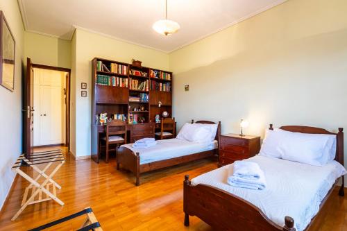Beachside Villa Maistralli - 50m from the Sea
