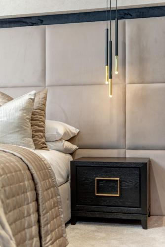 Sovo - Luxury Old Town Design Apartment With Fireplace photo 20