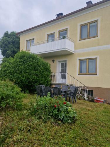 Κήπος έξω από το Villa Auszeit