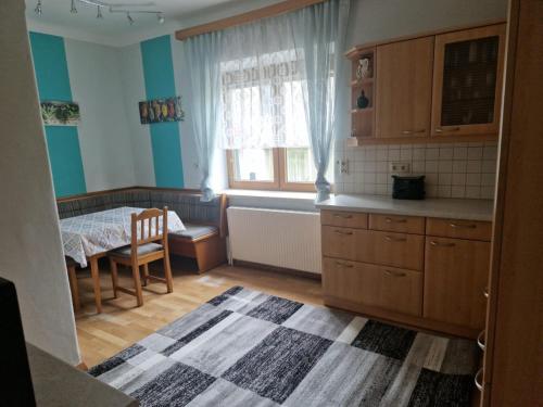 Η κουζίνα ή μικρή κουζίνα στο Villa Auszeit