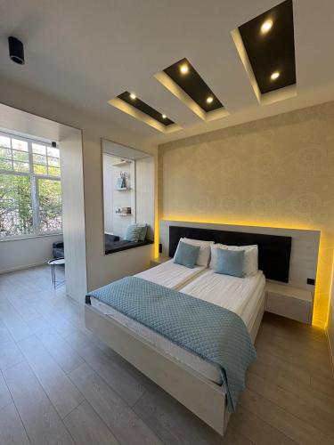 Boulevard Apartments