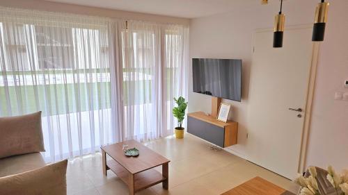Μια τηλεόραση ή/και κέντρο ψυχαγωγίας στο Novi Vino Residence