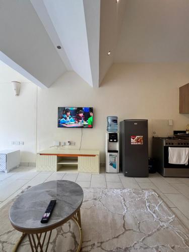 Kuchyň nebo kuchyňský kout v ubytování Golden Sun and Sand Studio Apartments