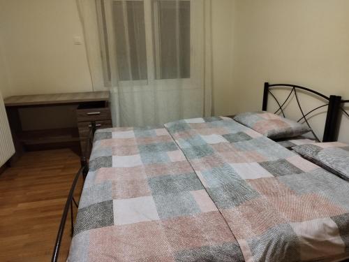 Berry room 5